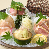 国産　鶏のお造り三種盛り合わせ