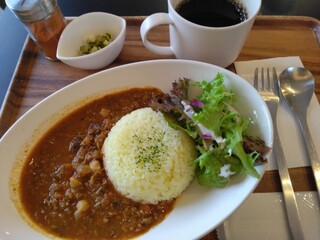 Bread & Coffee by MOTOTECA