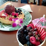 Hawaiian Aroma Caffe - 日本とは違ってフルーツも大きくてアサイーたっぷり❤️気分めっちゃ上がります❤️♪(๑ᴖ◡ᴖ๑)♪