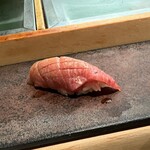 すし匠 - 中トロのにぎり