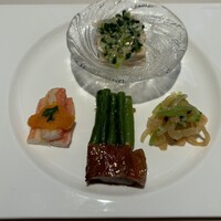中国飯店 市ヶ谷店 - 五種前菜の盛り合わせ