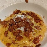 269326285 - 卵とチーズのコクが絡まり合いトリュフの香りが立ち込める⭐️なんて美味しいパスタ❤️