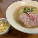 貝と地鶏だしのらぁ麺 ちょろ - 
