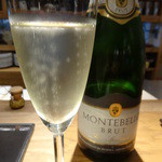 エスト！ジャパン - スパークリングワイン（３，８８８円）を２本