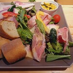 肉の溶岩グリル&横浜地野菜 H.B's nest - 