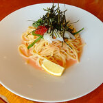 カナダカン - 刺身イカとイクラのたらこソース