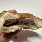 ツルヤ - 十勝こしあんドーナツの断面