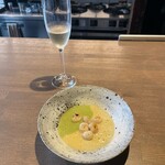 ワインとスパイス小料理 Dal Mellow - 2色のダールと蓮の実