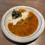 ワインとスパイス小料理 Dal Mellow - のダルカレー、茄子・マンゴーの副菜