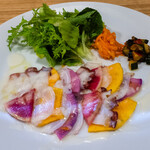 パパバジィ - 水タコと彩り野菜のカルパッチョ