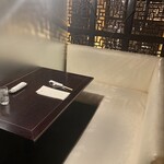 269348536 - 1-2名用のブース席があり、１人でも周りの目を気にせず食事可能