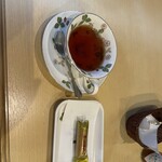 泉 - 会計の伝票に小菓子が！テーブルチェックが出来ました♪