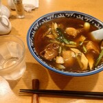 円喜家 - 豚バラ肉あんかけそば