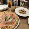 Trattoria e Pizzeria De salita 赤坂
