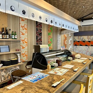 国際通り近く◎1人でも立ち寄りやすいカジュアルな寿司店です