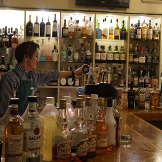 貸切時はカウンターもご利用頂けます。喫煙可能
パーティーの間に一休みできます