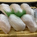 とれとれ寿司 - 