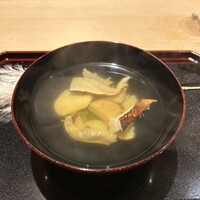 味あら井 - マツタケのお吸い物
