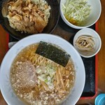 ばんがり - 背脂醤油中華そば、ミニ焼肉炒飯のセット@1000円!