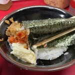 王道家直系 IEKEI TOKYO - 海苔で巻く