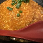 きんとうん - あんかけ玉チリチャーハン
                                935円(税込)