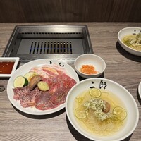 焼肉&手打ち冷麺 二郎 KANAYAMA - 
