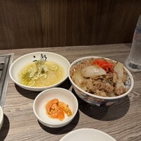 焼肉&手打ち冷麺 二郎 KANAYAMA - 