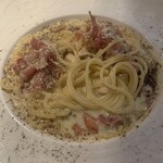 Au Depart Cinq fers - ポルチーニ茸のクリームスパゲッティ