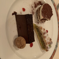 エリオ・ロカンダ・イタリアーナ - 