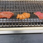 空 - ハラミ（650円）
      上ミノ（550円）
      プップギ（500円）