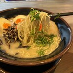 博多らーめん 万々 - 