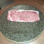 焼肉うしごろ - 鹿児島県産の大判サーロイン・その4です。