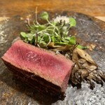 HAGI - 経産牛と舞茸とナツハゼ