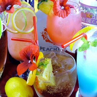 ドリンクメニューは圧巻の品揃え！3時間飲み放題コースもご用意