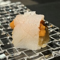 赤坂 鮨大谷 - 馬糞雲丹とケンサキイカ