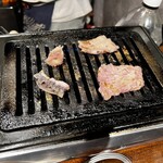 そこに肉はあるんか - 