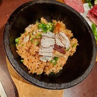 天空焼肉 星遊山 - トリュフとフォアグラ。フォアグラは美味しいんだけど私は焼肉屋さんには求めてないんだよなぁ。