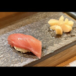 にぎりの一歩 - 中トロ！