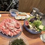 金武アグーと山城牛のしゃぶしゃぶ琉球 - 