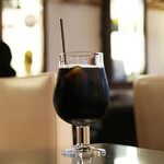 QUONS - ランチセット 1500円 のアイスコーヒー
