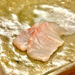 鮨おばな - つまみは三重の本アラから