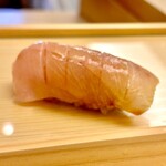 鮨おばな - 握りは縞鯵から