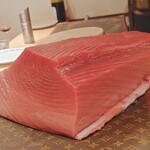 鮨 尚充 - やま幸 マグロ 背中側