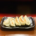 24時間 餃子酒場 - ② 580円：淡路玉葱餃子
