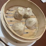 横浜中華街 彩り五色小籠包専門店 龍海飯店 - 