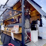 Yasuda Burger - フードトラック2号車（別日撮影）。