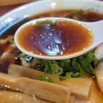 超多加水純手打ち麺 仁しむら - スープ