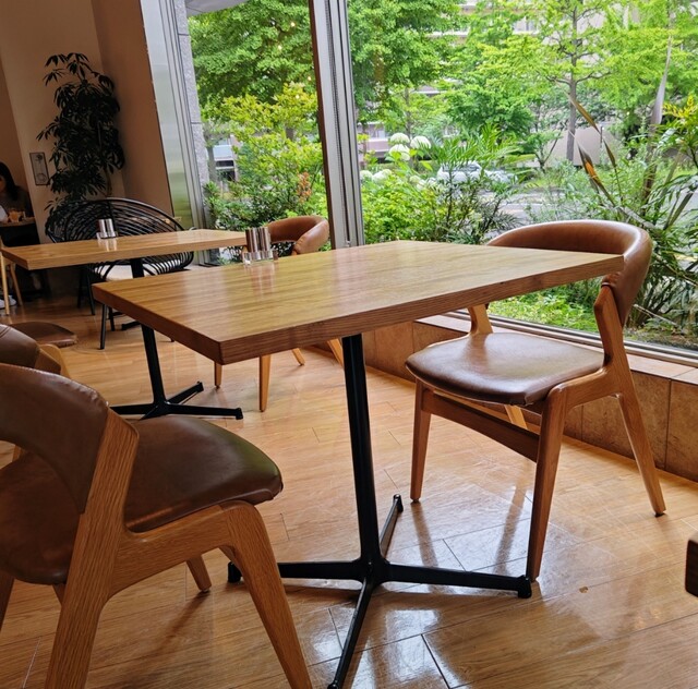 宮城県 イタリア製 ダイニングテーブル イタリアの宮殿とロイヤル