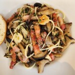 PASTA:glad - パンチェッタときのこスパゲッティ