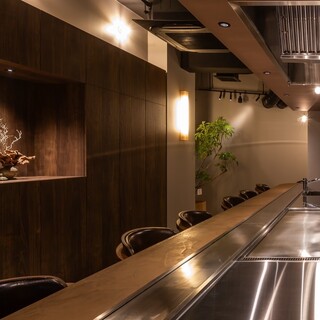 居心地の良い落ち着いた店内は、多彩なシーンに対応可能です